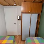 Hankipolku 7b - Ukuli By Interhome